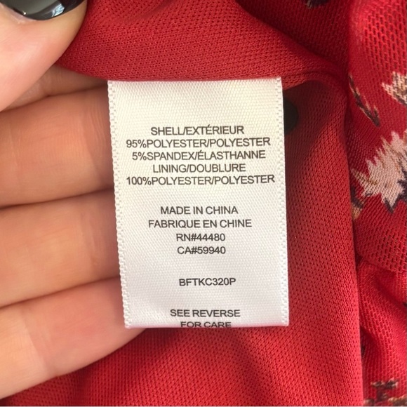 Love Fire Red Floral Peplum Long Sleeve Top Size 1X - Picture 5 of 13